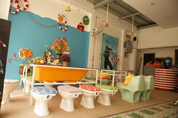 Funny[-]Restroom[-]Coffee:[-]Quán[-]độc[-]đáo[-]nhất[-]Sài[-]Gòn[-]